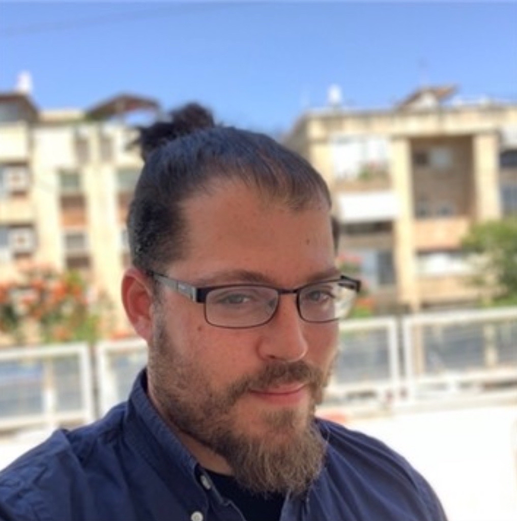 Headshot for Shai Zur